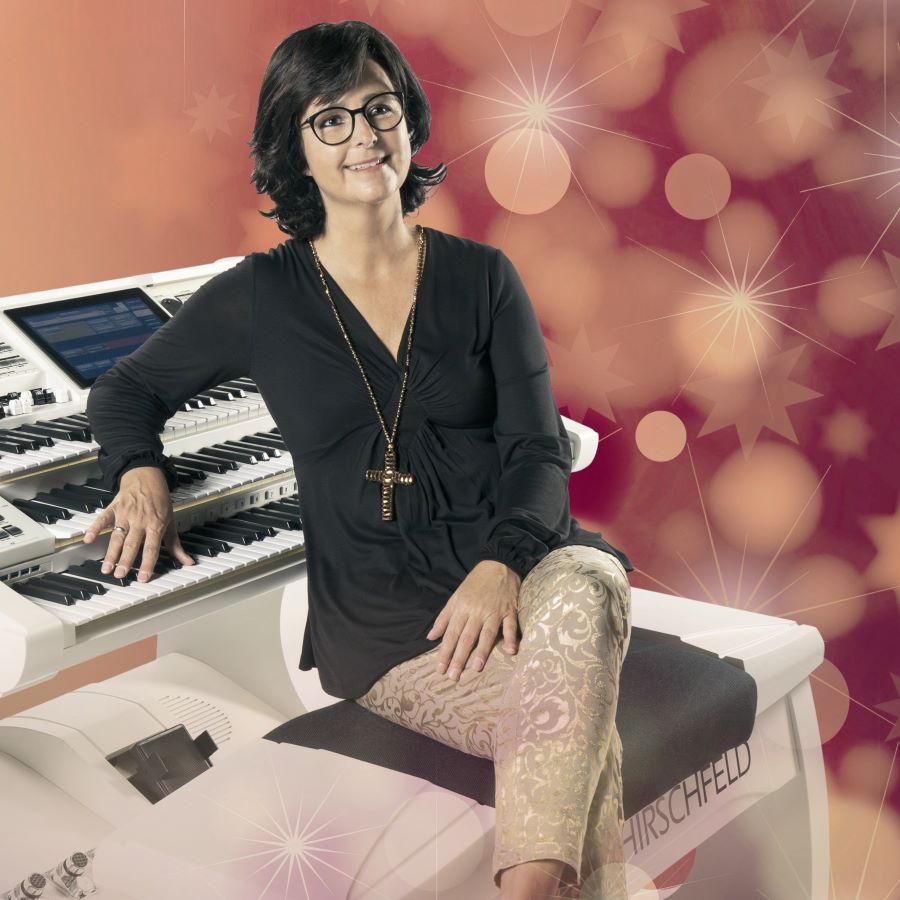 Weihnachtskonzert mit Claudia Hirschfeld