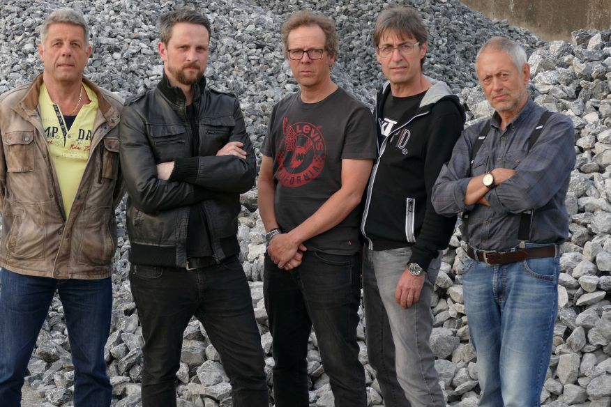 Konzert mit der Band "Wounded Knees"